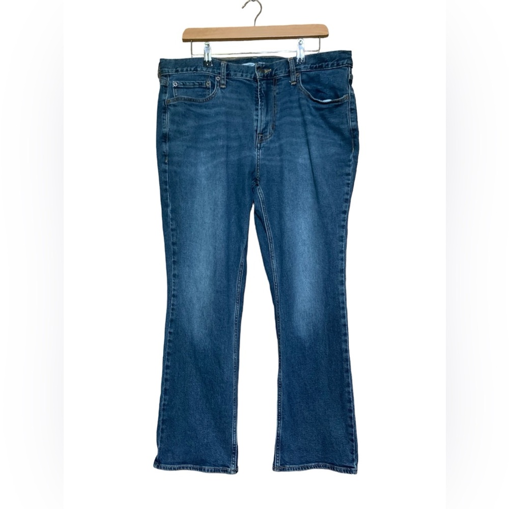 OLD NAVY
BOOT-CUT
BUILTAIN TOUGHT
BUILT IN FLEX 36/30